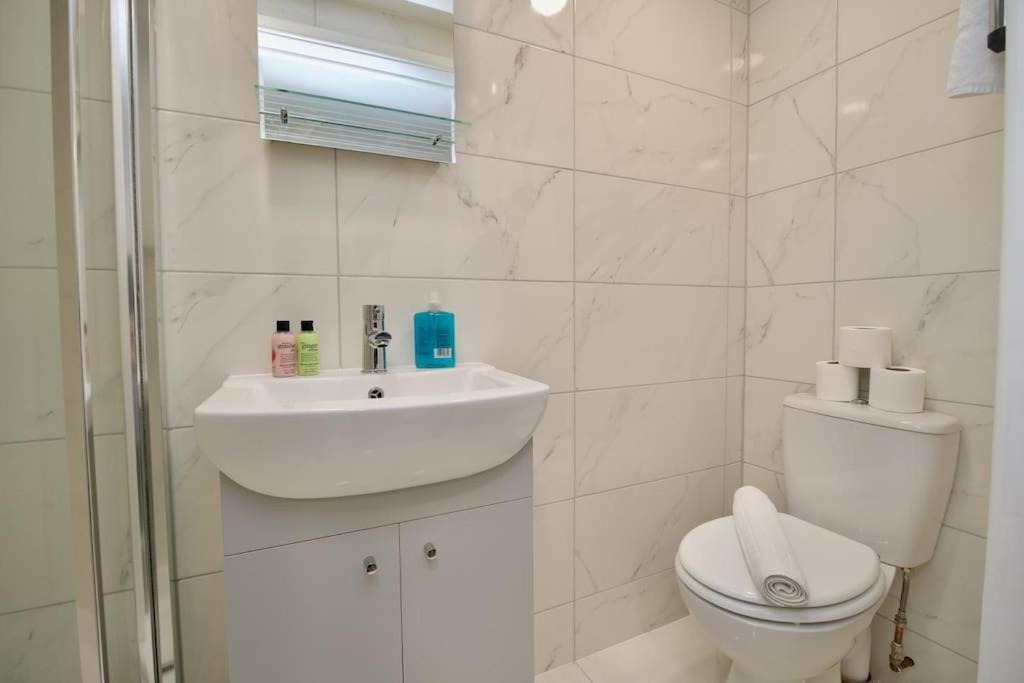 Dane Duplex Studio Nine - Stylish Retreat * Coventry